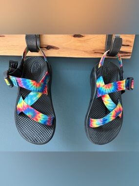 Chaco Kids Tie-Dye Rainbow Strap Sandals with Black Footbed